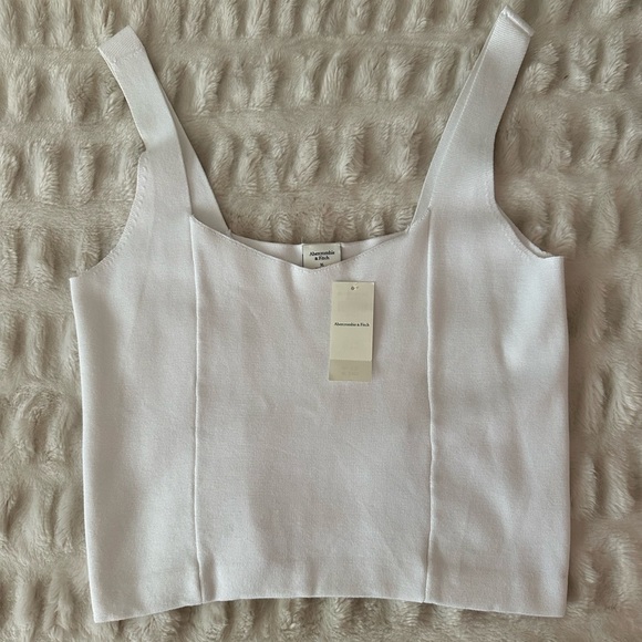 Abercrombie & Fitch Tops - XL Abercrombie and fitch sweater tank NWT